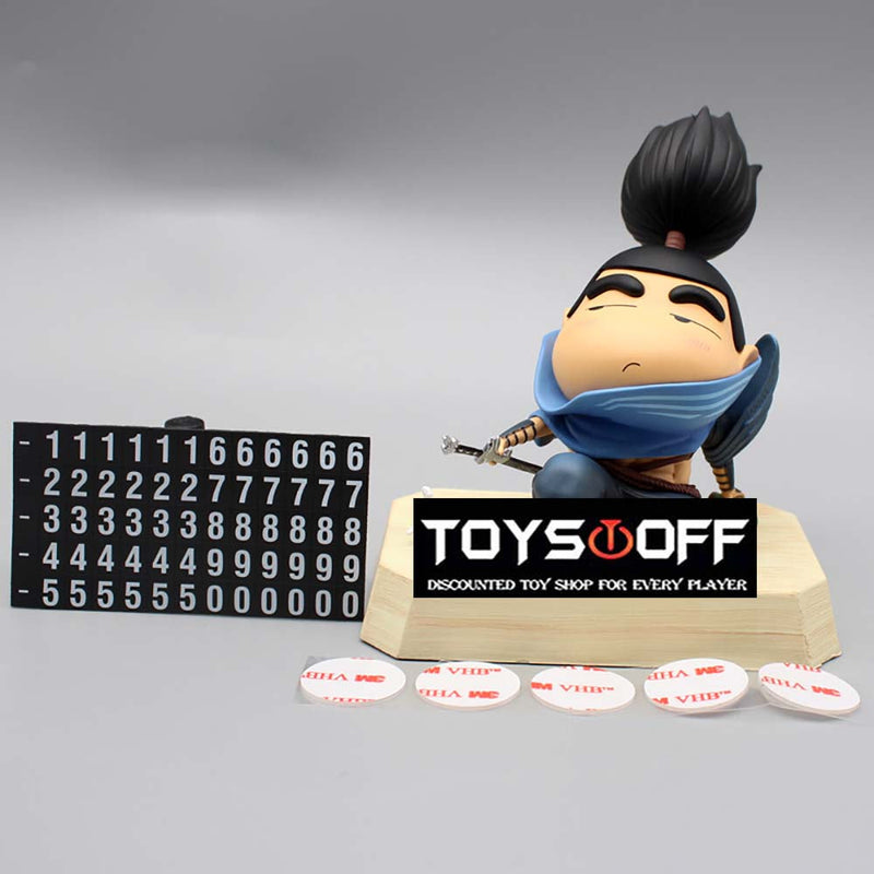 Crayon Shin Chan Cos Warrior Action Figure Model Toy 13cm