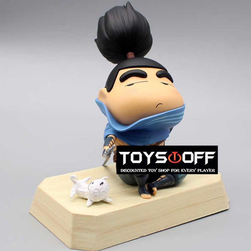 Crayon Shin Chan Cos Warrior Action Figure Model Toy 13cm