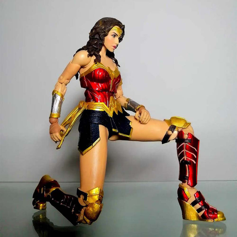 Deluxe Wonder Woman Action Figure Collection Model Toy 17cm