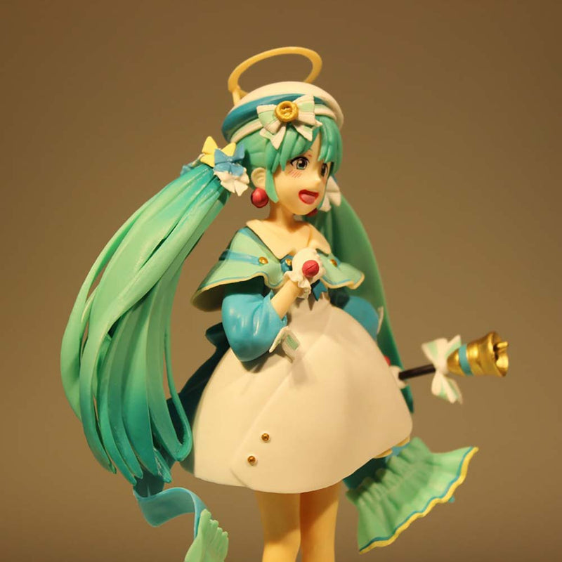 Hastune Miku Winter Clothes Ver Action Figure Model Lovely Toy 22cm