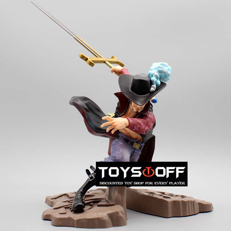 One Piece Combat ver Dracule Mihawk Action Figure Toy 19cm