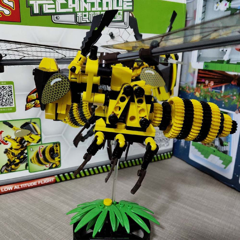 Simulated Insect Bee Animals Model Building Blocks Kids Toy DIY Gift - Toysoff.com