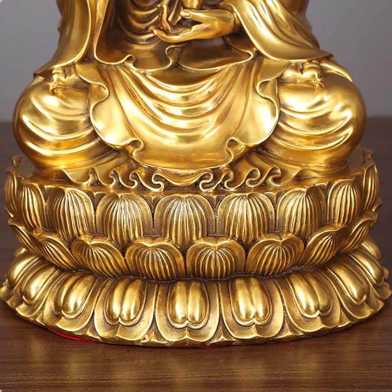 Tibetan Buddhist Bodhisattva Avalokiteshvara Statue Sitting on Lotus